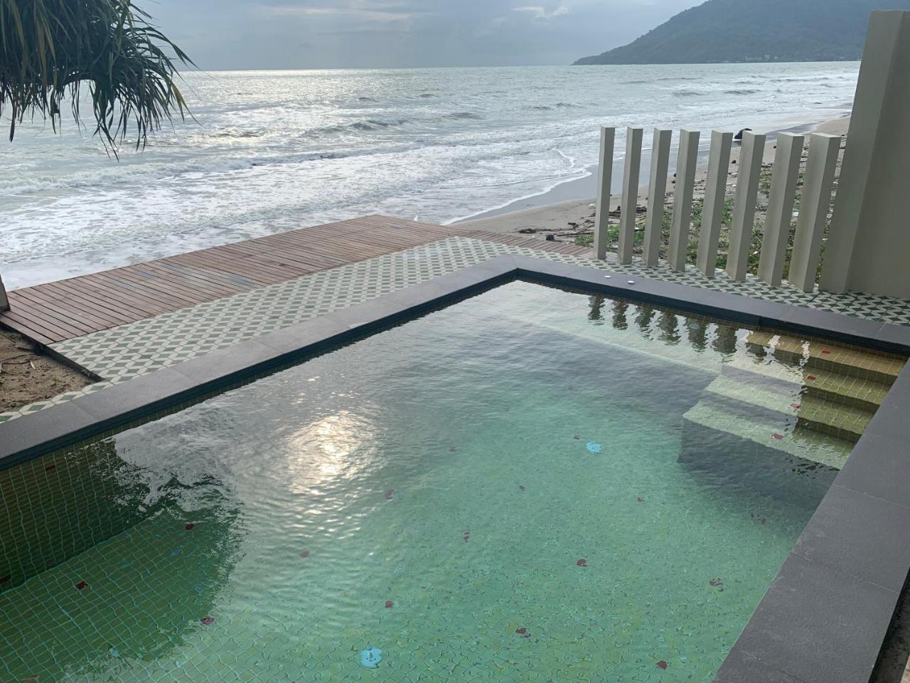 Wis Beach Khanom Exterior foto